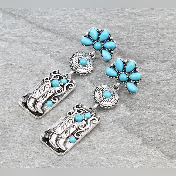 Western Aztec & Boot Dangling
Stud Earrings - Picture 5 of 5